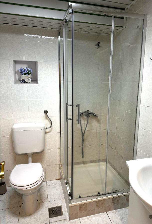 Emily Deluxe Superior 5 Star Studio Apartment, Your Piece Of Heaven With Sea & Park View Novigrad Istria Exterior foto